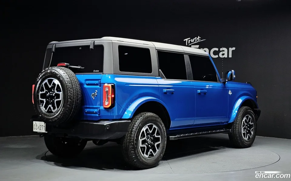 Ford Bronco 2.3 2024 — миниатюра 2