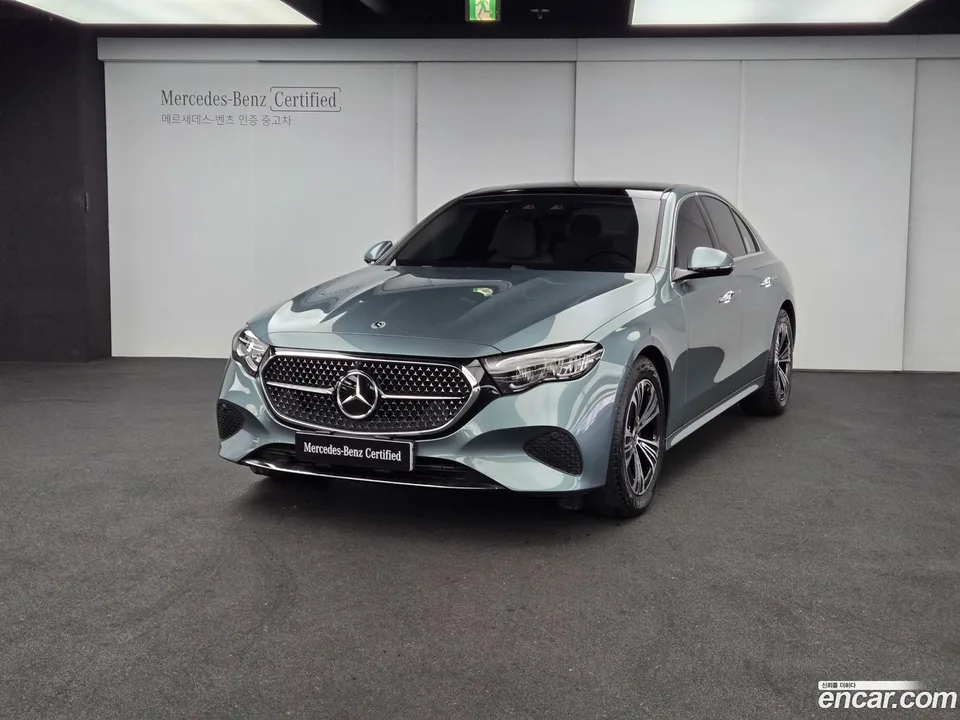 Mercedes-Benz E-Class (W214) E200 2025 — фото 1, купить с доставкой в Москву