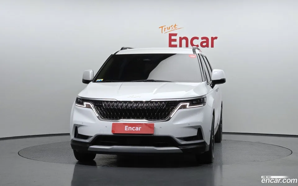 Kia Carnival 11 2023 — миниатюра 3