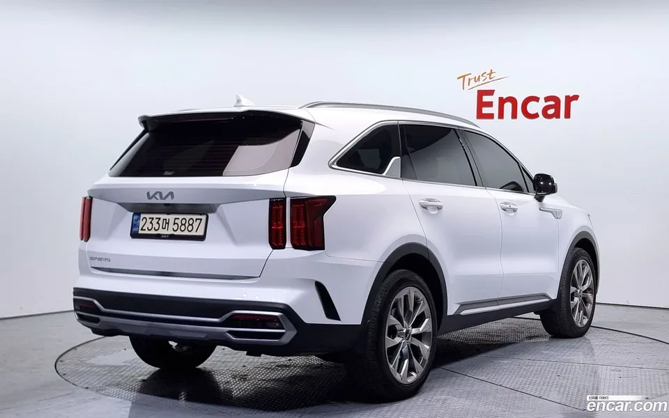 Kia Sorento 2.5T 2WD 2023 — миниатюра 2