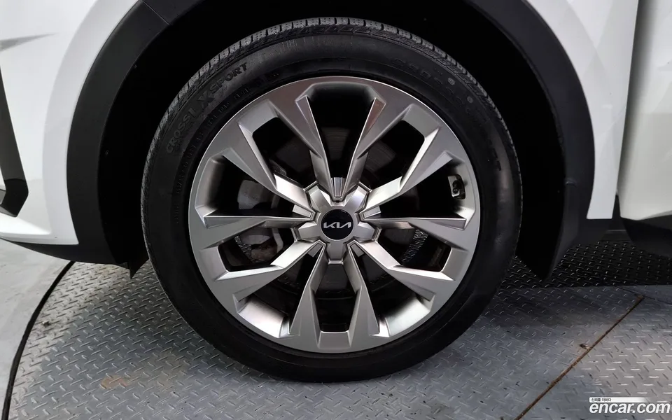 Kia Sorento 2.5T 2WD 2023 — миниатюра 5