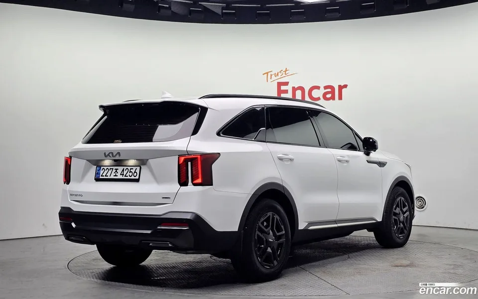 Kia Sorento HEV 1.6 2WD 2024 — миниатюра 2