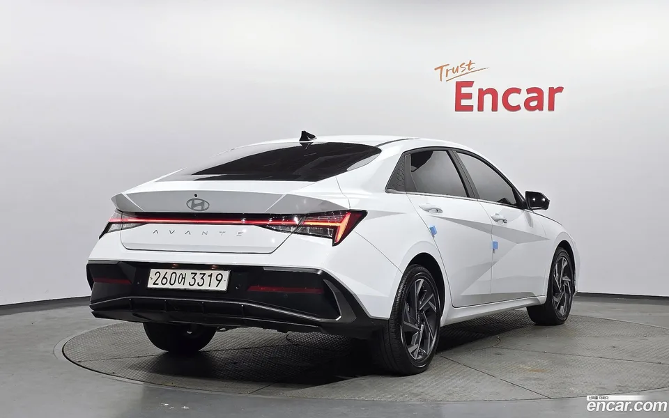 Hyundai Avante CN7 1.6 2024 — миниатюра 2