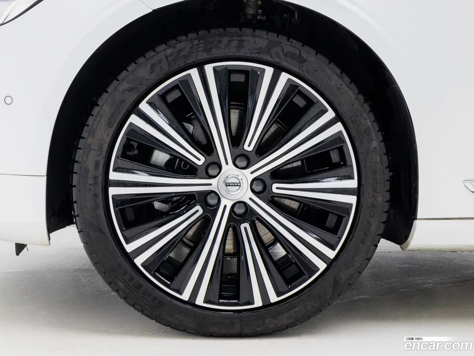 Volvo S90 B5 2024 — миниатюра 5