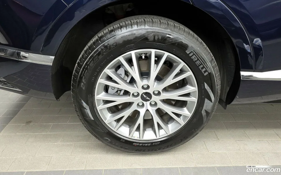 Genesis GV80 2.5T 2WD 2023 — миниатюра 5