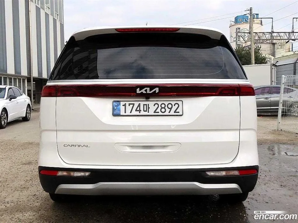 Kia Carnival 9 2023 — миниатюра 4