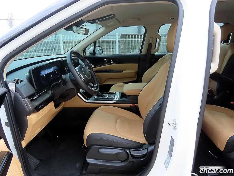 Kia Carnival 9 2023 — миниатюра 5
