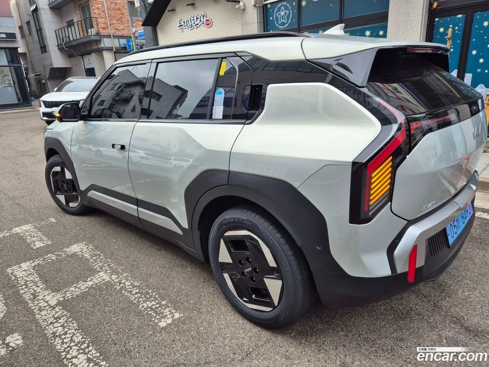 Kia EV3 2WD 2025 — миниатюра 4