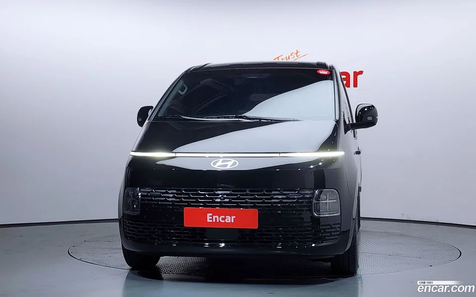 Hyundai Staria 3 2025 — миниатюра 3