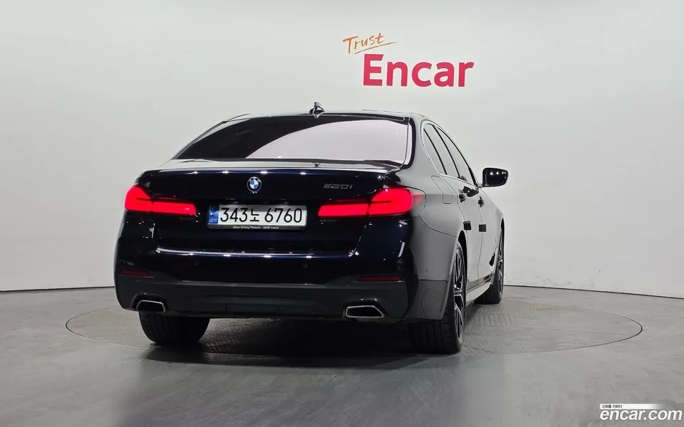 BMW 5 Series 530i M 2022 — миниатюра 4