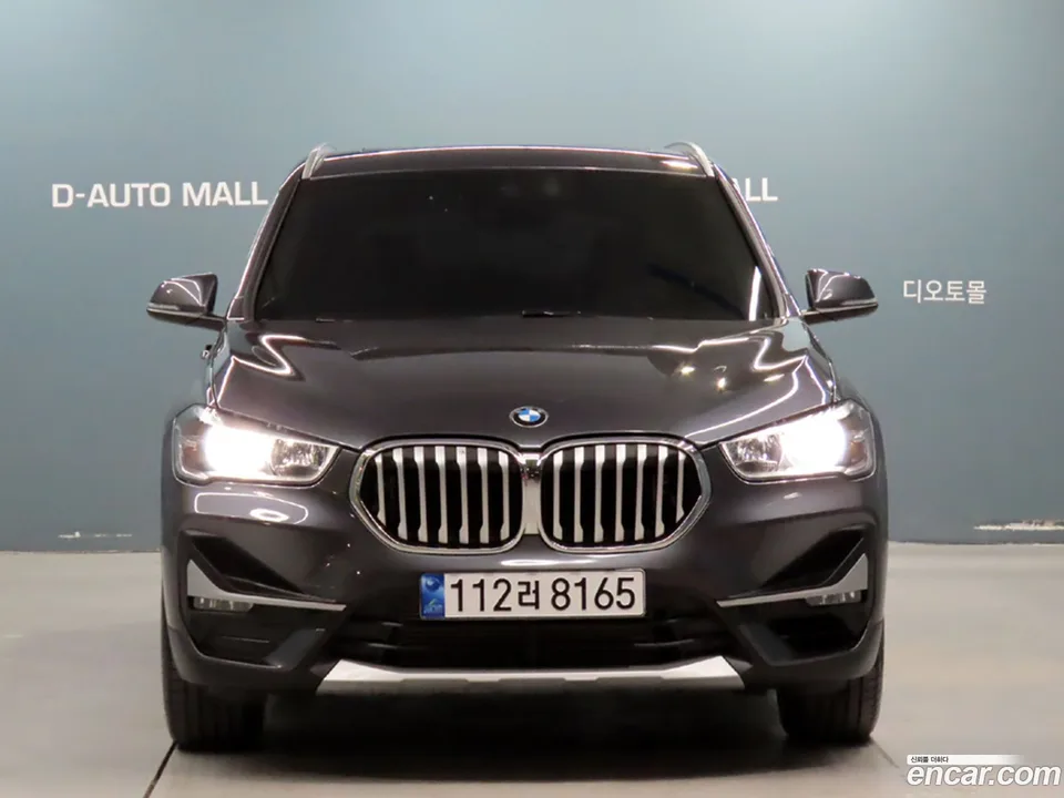 BMW X1 xDrive 20i xLine 2022 — миниатюра 2