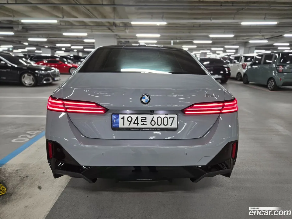 BMW 5 Series 520i M 2024 — миниатюра 3