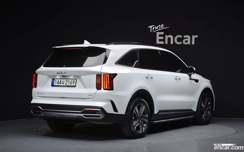 Kia Sorento HEV 1.6 2WD 2022 — миниатюра 2