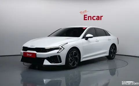 Kia K5 2025 купить в Москве