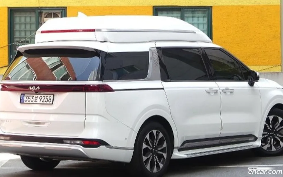 Kia Carnival 9 2022 — миниатюра 2