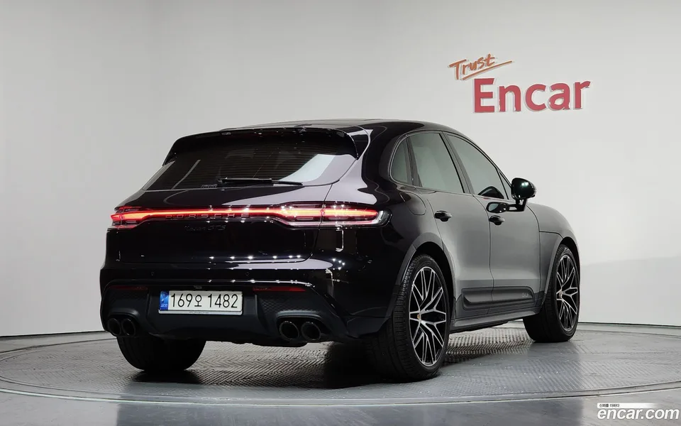 Porsche Macan 2.9 GTS 2022 — миниатюра 2
