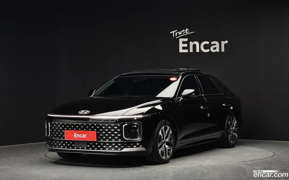Hyundai Grandeur 2.5 2WD 2023 — фото 1, купить с доставкой в Москву