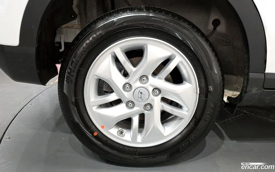 Hyundai Venue 1.6 2025 — миниатюра 5