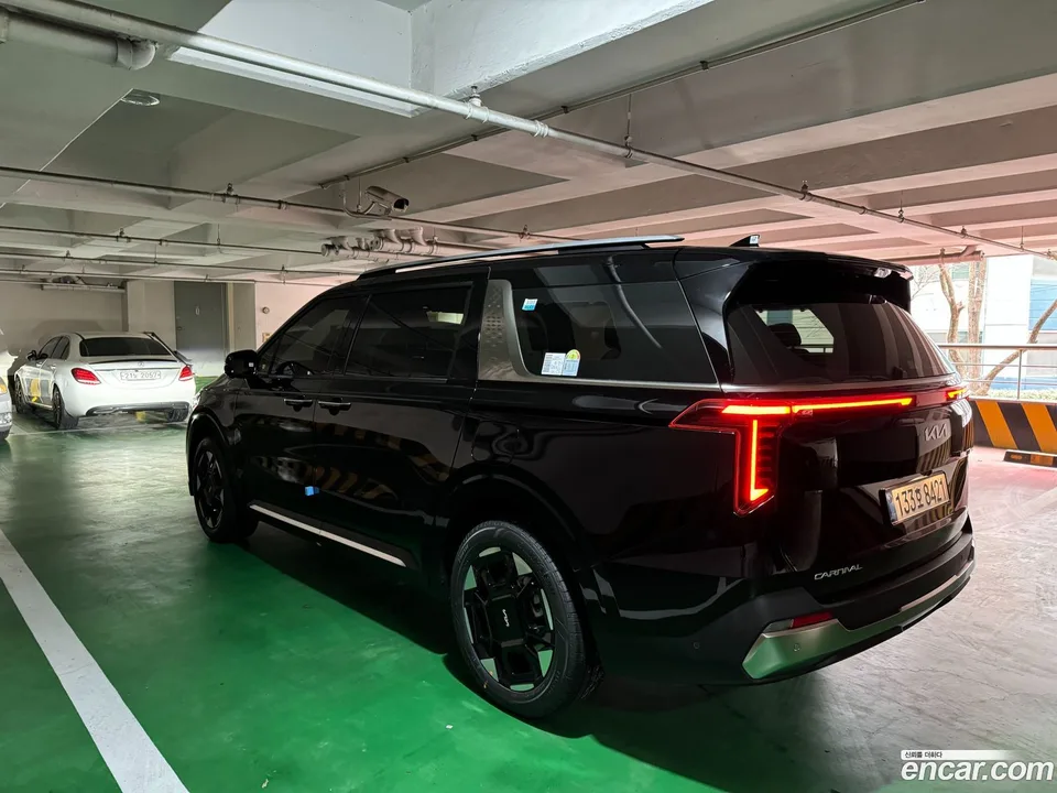Kia Carnival HEV 9 2026 — миниатюра 3