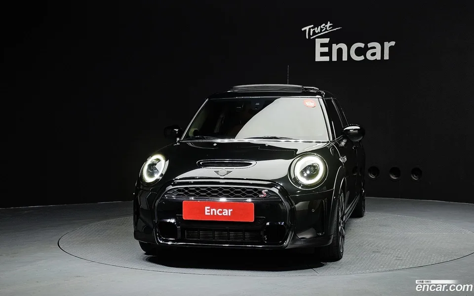 MINI Cooper S 5 2022 — миниатюра 3