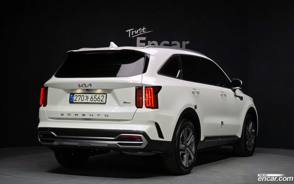 Kia Sorento HEV 1.6 2WD 2022 — миниатюра 2