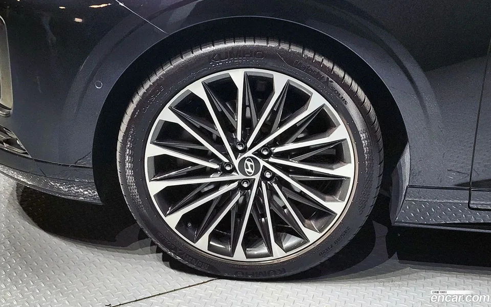 Hyundai Grandeur 3.5 4WD 2023 — миниатюра 5