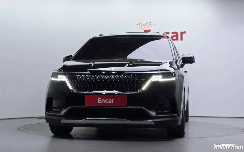 Kia Carnival 7 2023 — миниатюра 3