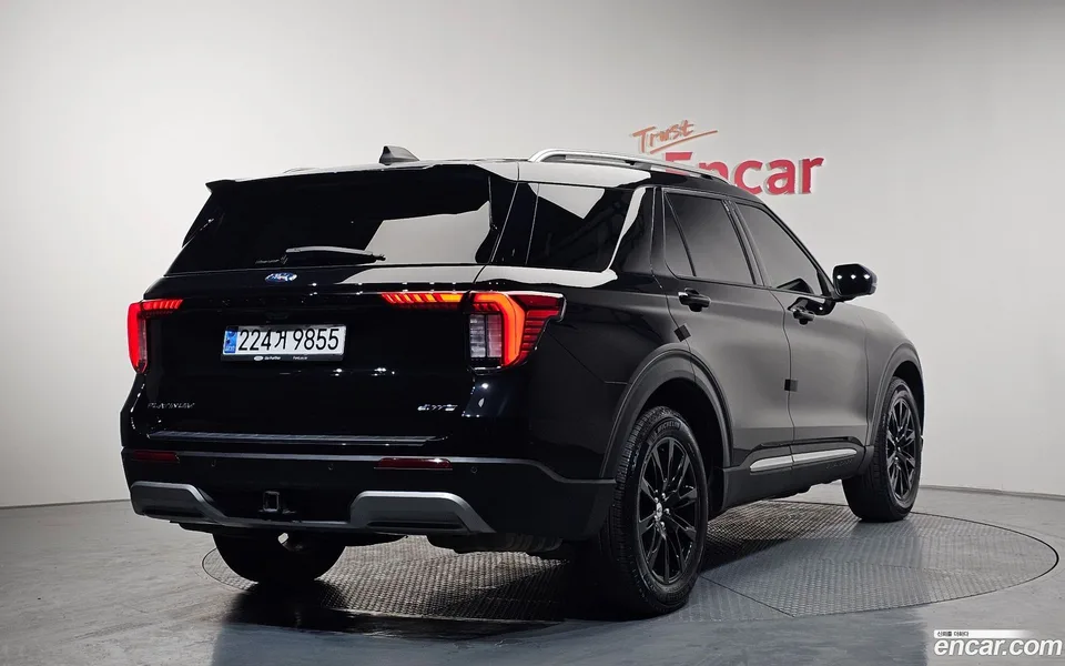 Ford Explorer 2.3 4WD 2025 — миниатюра 2