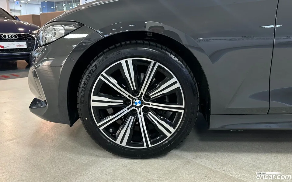 BMW 3 Series 320i 2025 — миниатюра 5