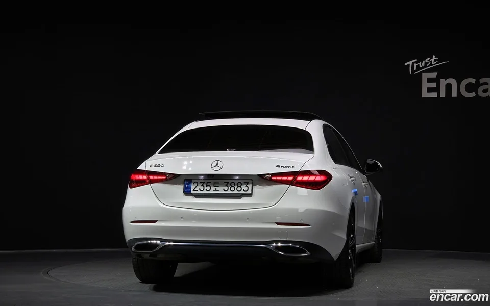 Mercedes-Benz C-Class C300 4MATIC 2023 — миниатюра 4