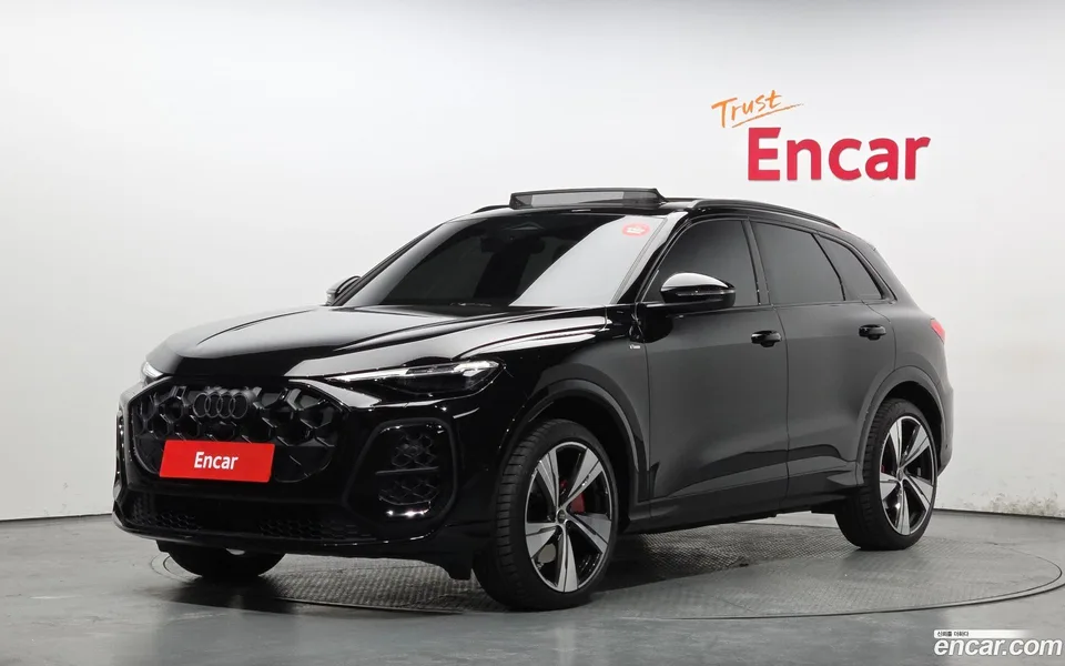 Audi Q5 (80A) 40 TDI S Line 2025 — фото 1, купить с доставкой в Москву