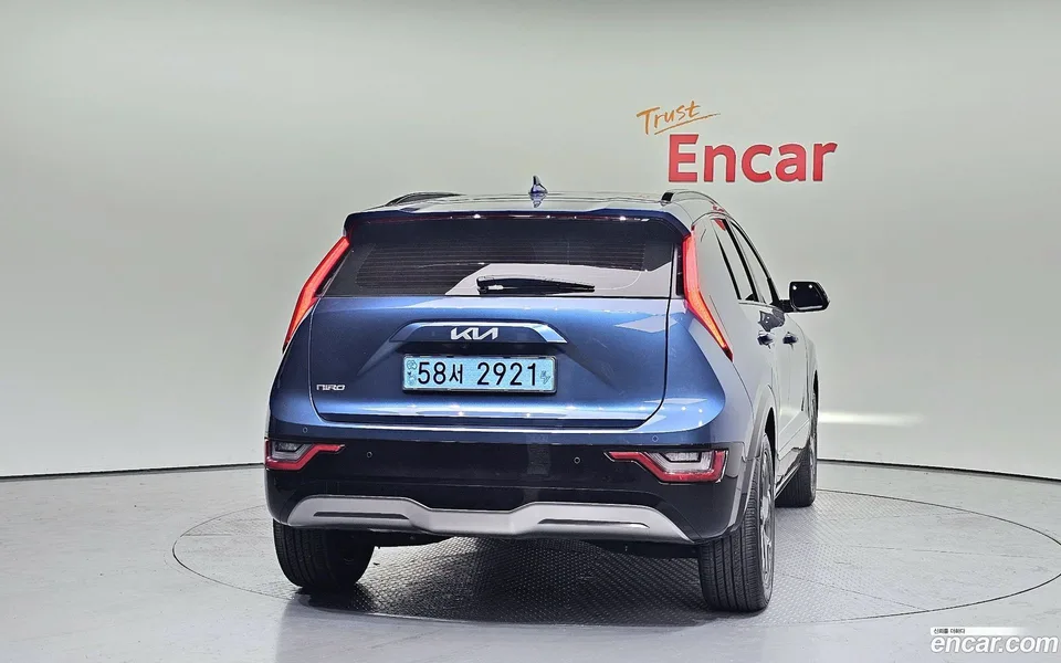Kia Niro EV 2022 — миниатюра 4