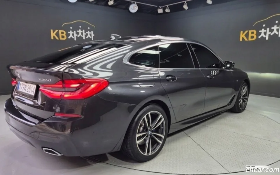 BMW 6 Series GT 620d M 2023 — миниатюра 2
