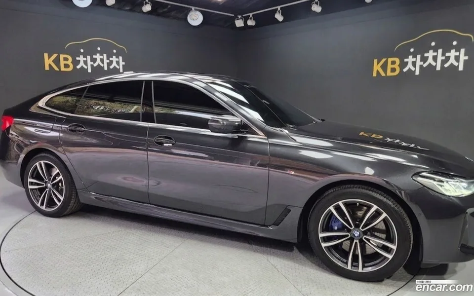 BMW 6 Series GT 620d M 2023 — миниатюра 3