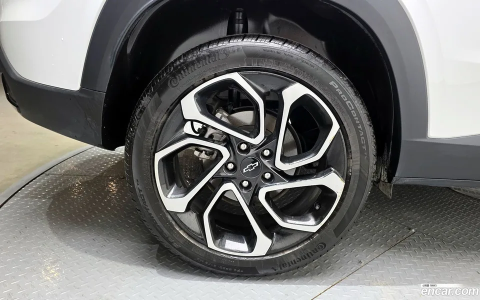 Chevrolet Trax Crossover 1.2 RS 2023 — миниатюра 5