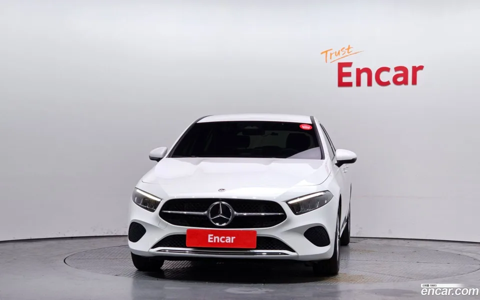 Mercedes-Benz A-Class A220 2025 — миниатюра 3