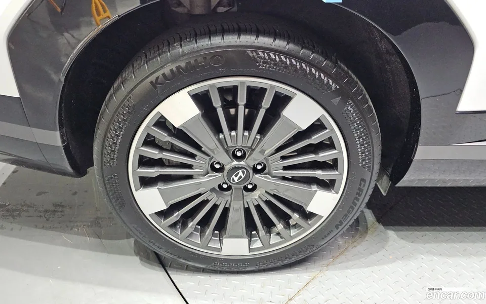 Hyundai Santa Fe HEV 1.6 4WD 2025 — миниатюра 5
