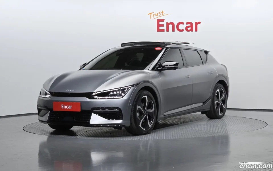 Kia EV6 4WD 2023 — фото 1, купить с доставкой в Москву