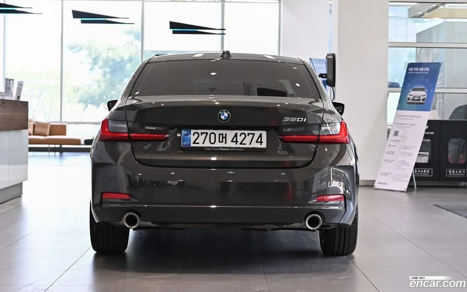 BMW 3 Series 320i 2025 — миниатюра 3