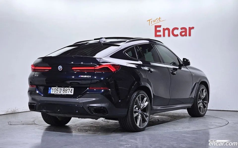 BMW X6 M50i 2023 — миниатюра 2