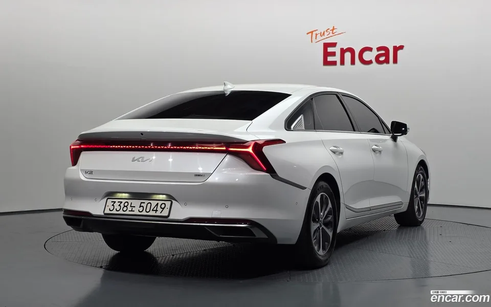 Kia K8 Hybrid 2022 — миниатюра 2