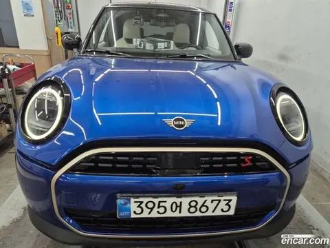 MINI Cooper S 2025 купить в Москве
