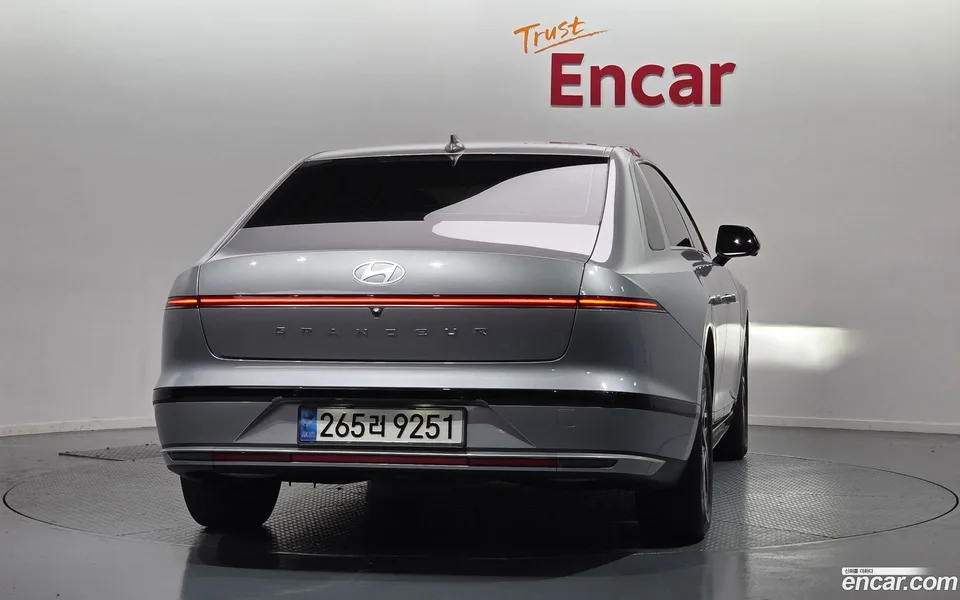 Hyundai Grandeur Hybrid 2023 — миниатюра 4