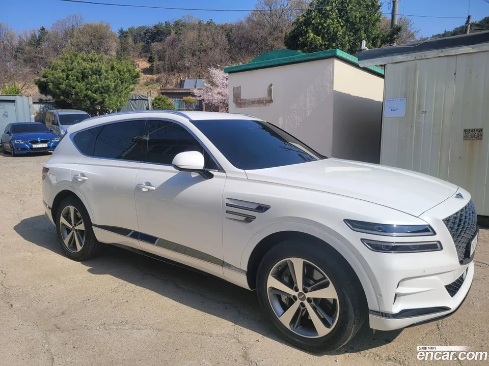 Genesis GV80 2.5T AWD 2023 — миниатюра 2