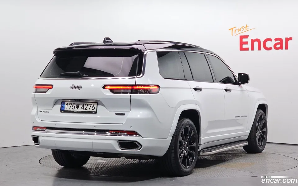Jeep Grand Cherokee L 3.6 2022 — миниатюра 2