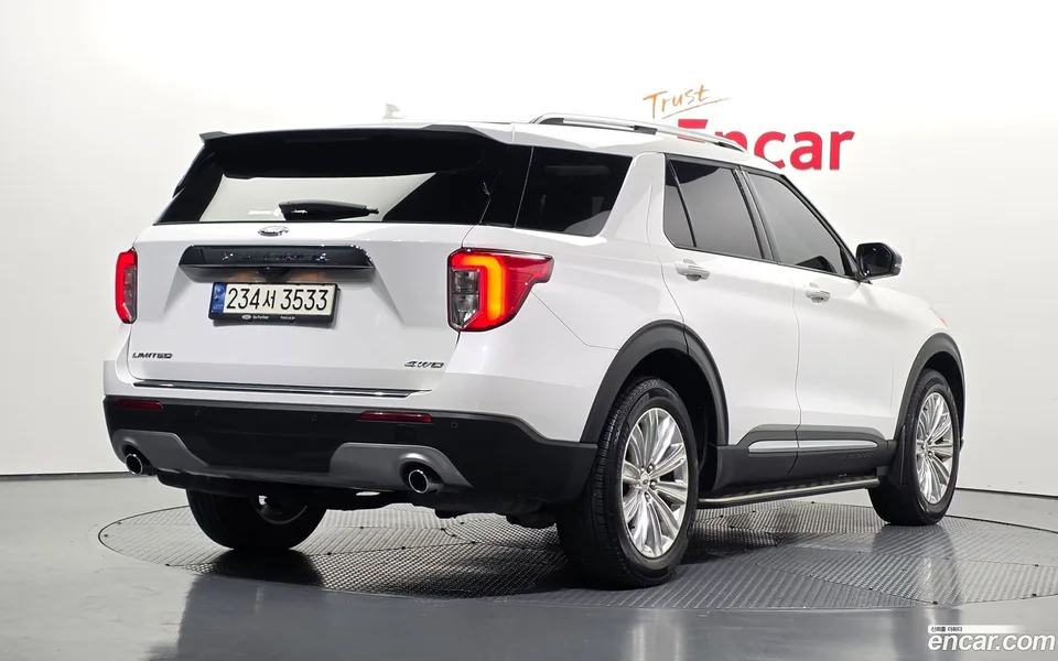 Ford Explorer 2.3 4WD 2023 — миниатюра 2