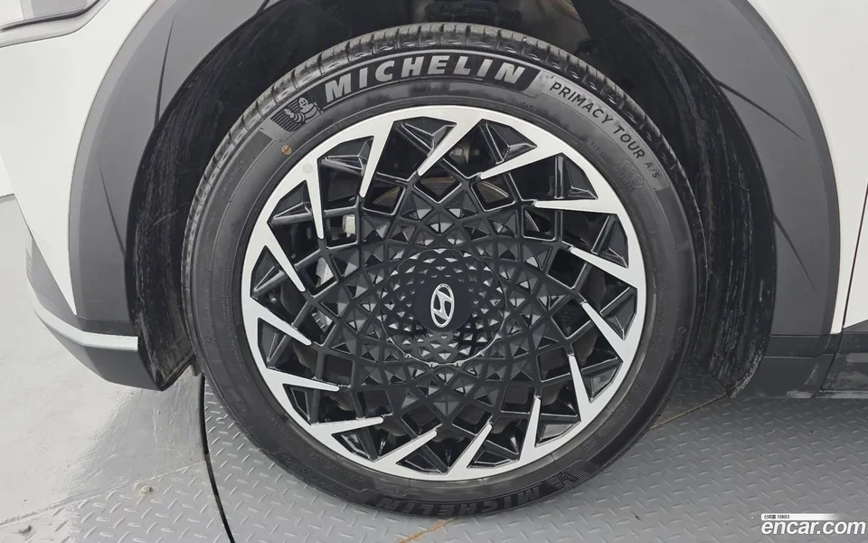 Hyundai Ioniq 5 2024 — миниатюра 5
