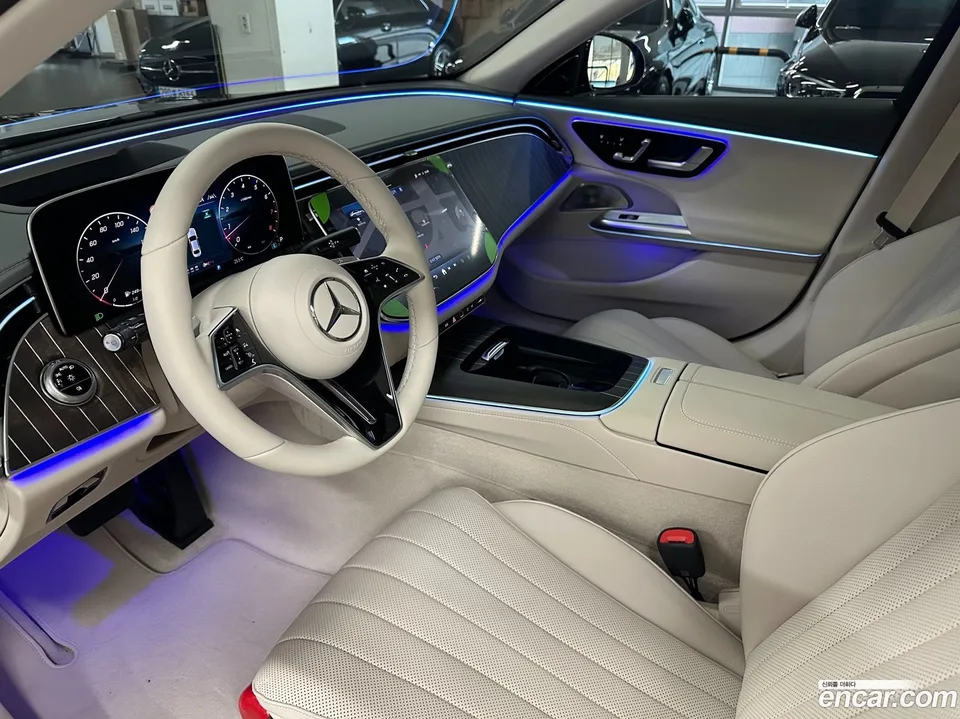 Mercedes-Benz E-Class E300 4MATIC 2026 — миниатюра 5