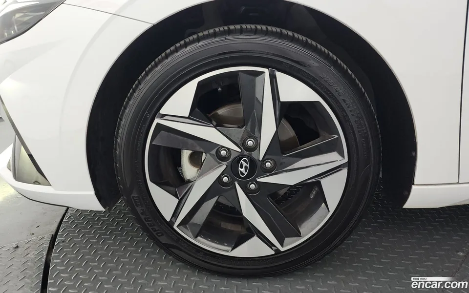 Hyundai Avante 1.6 2022 — миниатюра 5