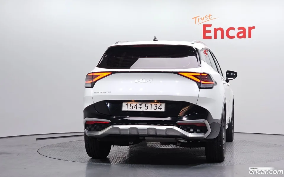 Kia Sportage 2.0 2WD 2023 — миниатюра 4
